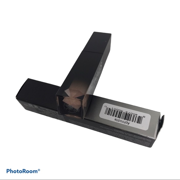 Haus Labs Aphrodite Glam Attack All Over Champagne Shimmer - Picture 5 of 10